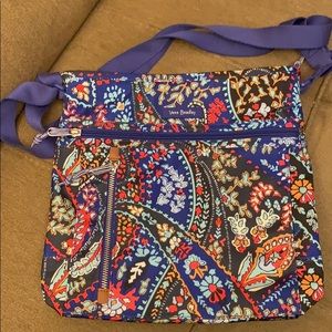 NWOT Vera Bradley travel ready Crossbody  Paisley